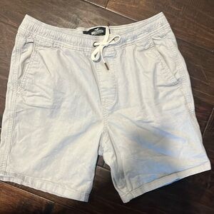 Hollister 7” jogger light grey shorts